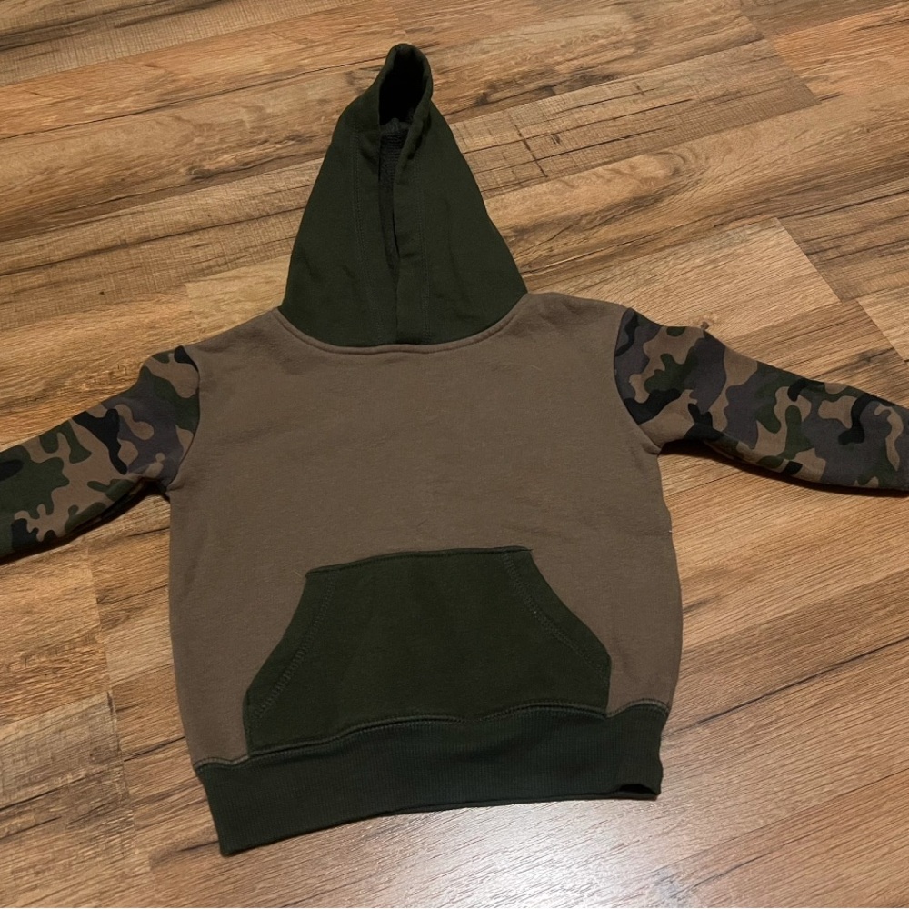JUMPING BEAN SWEATSHIRT